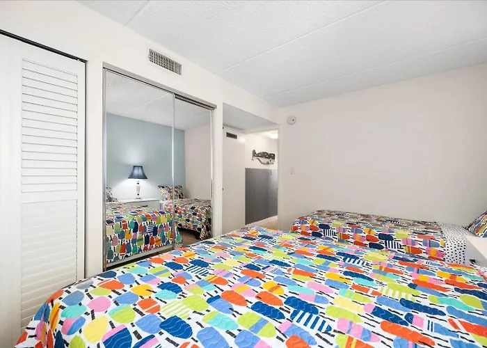 2 Bedroom Side Ocean View With Pool! Ocean City