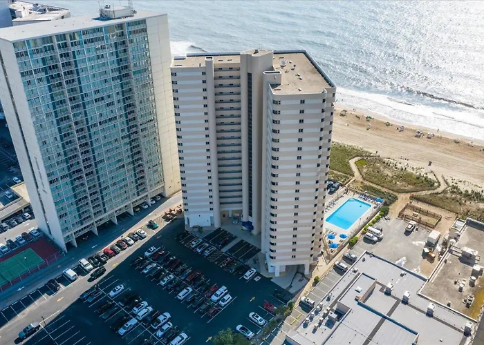 2 Bedroom Side Ocean View Atlantis With Pool!